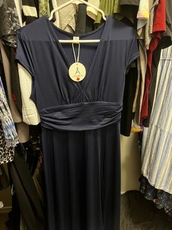 Dresses- 2x to Med