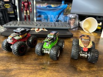 Hot Wheels Monster Jam Truck Set of 3