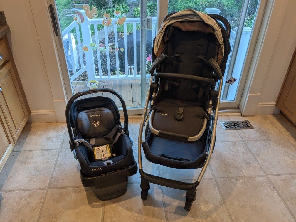 Uppababy Cruz Stroller And Mesa Carseat