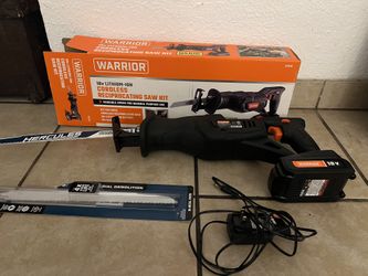 Cordless Reciprocating Saw + 2 Heavy duty blades