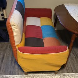 Futon Couch Bed And Table 