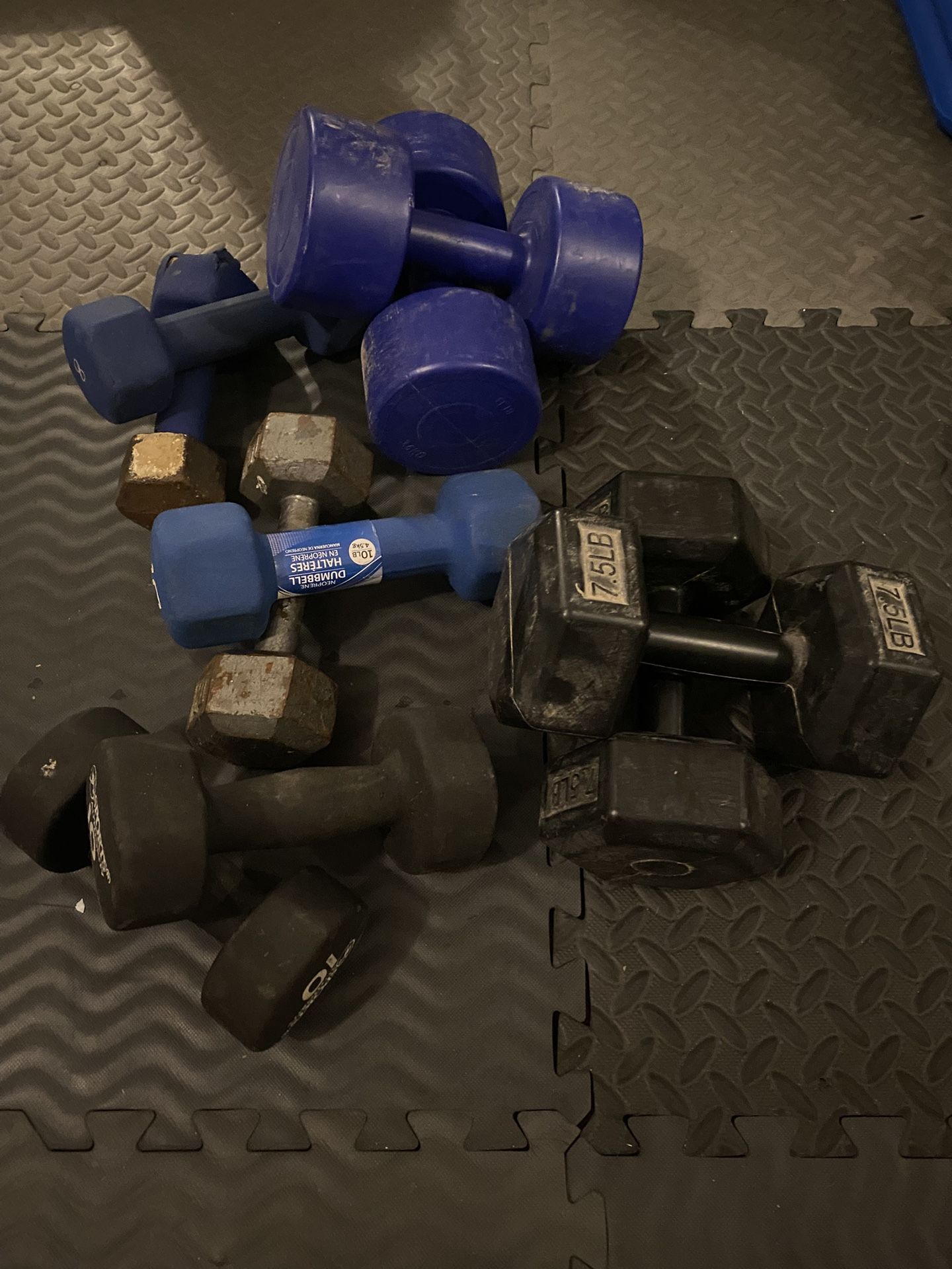 Hand Weights - Dumbbells - Weight Lifting Cast Iron & Plastic