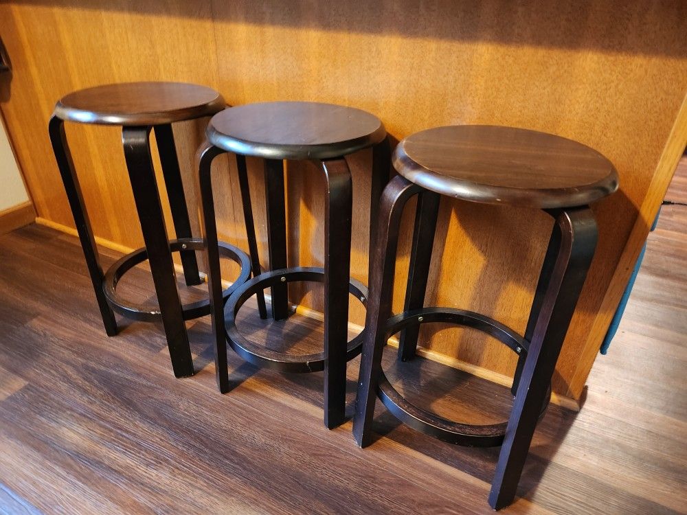 Wood barstools.