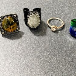 Rings - Lot Of 7 Fashion Rings Untested 