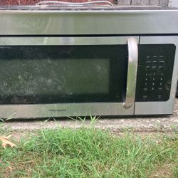 Overhead Microwave Oven