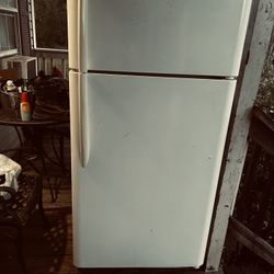 Refrigerator -