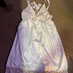 Jessica Simpson Cream Lace Trim Nightgown