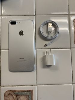 Unlocked IPhone 7 Plus 128gb