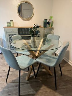 Dining table set