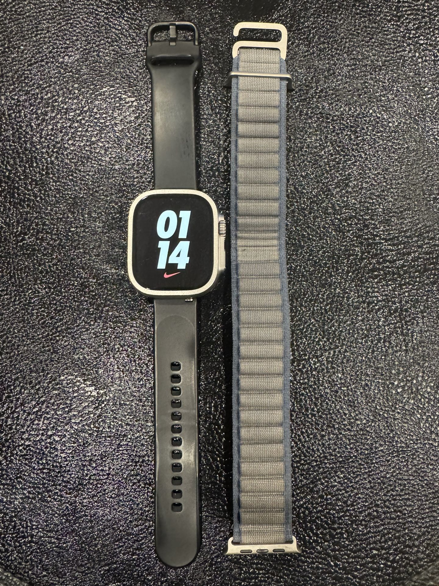 Apple Watch Ultra 2 - GPS + Cellular