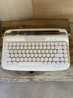 Actto & Yunzii Retro Keyboard