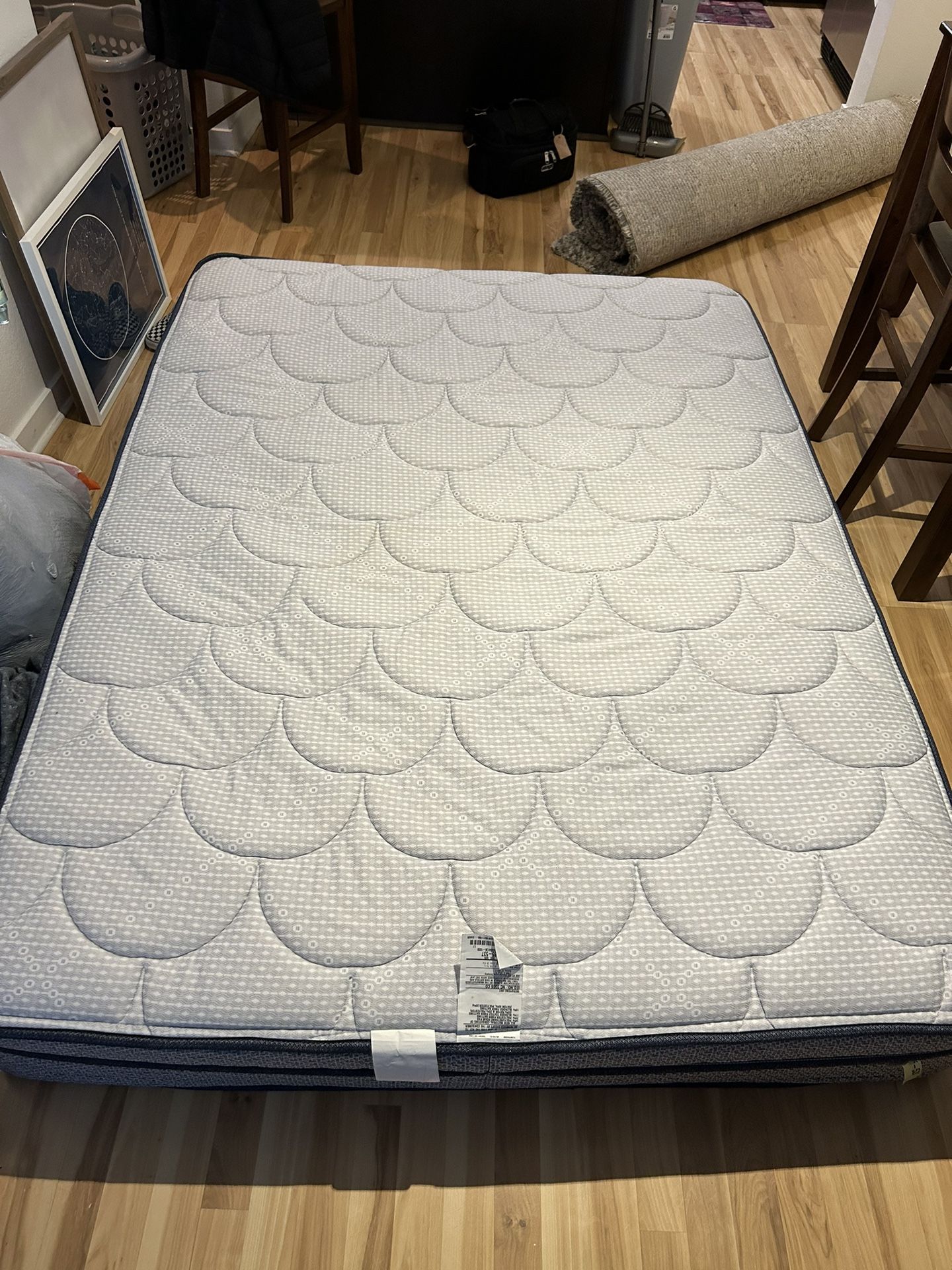 Serta Plush Eurotop Queen Mattress