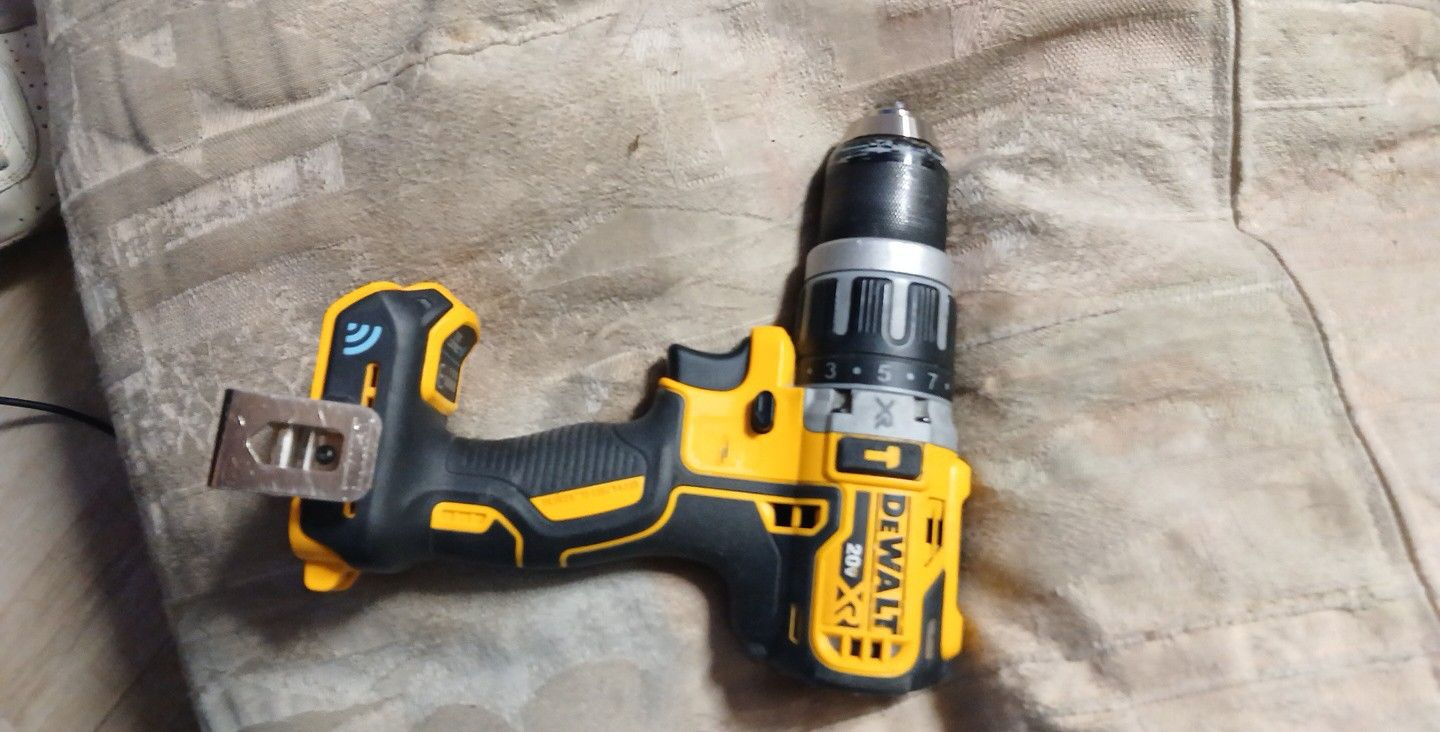 Dewalt Chuck Drill