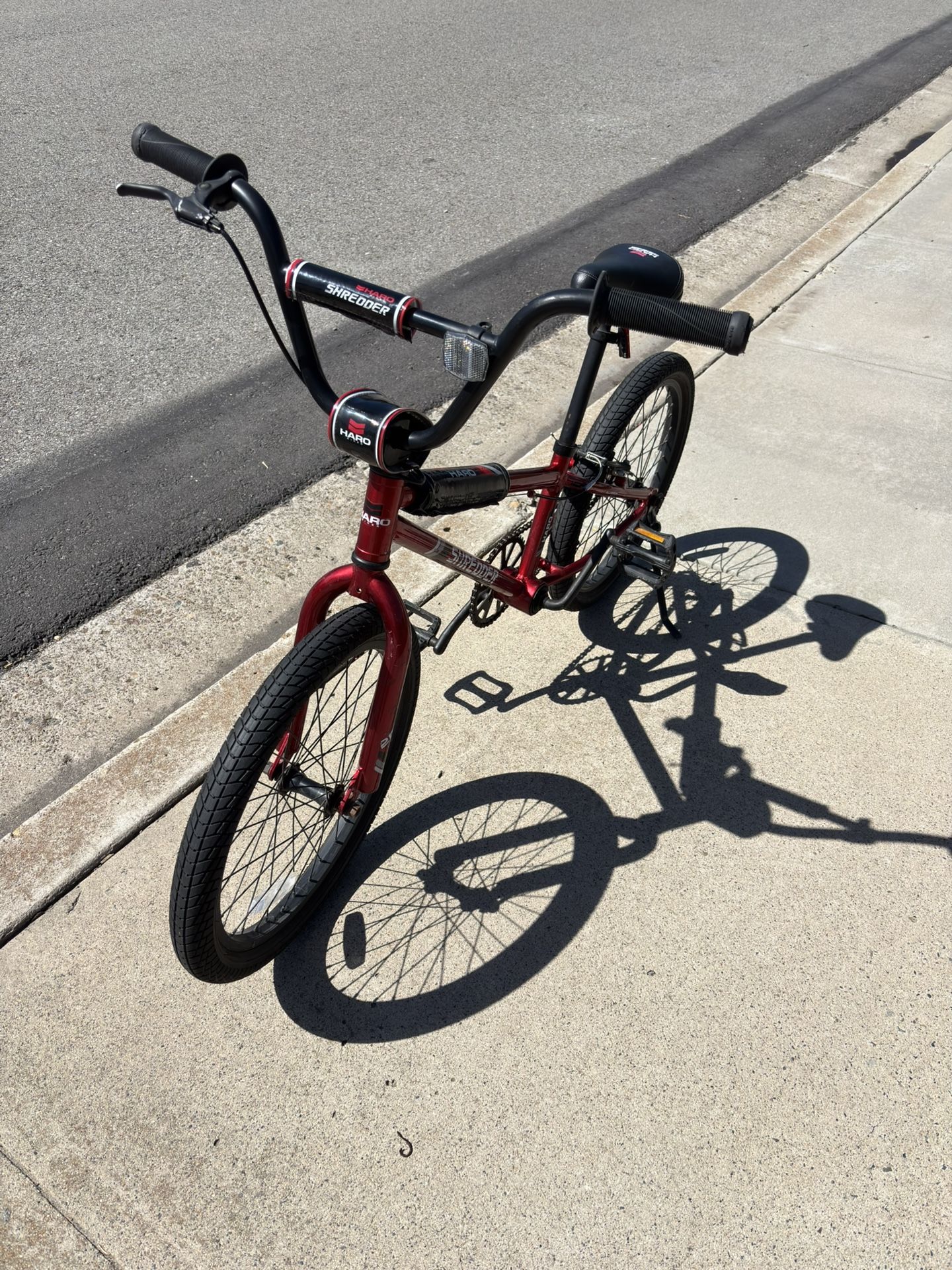HARO SHREDDER BMX BIKE