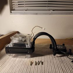 Asetek CPU Liquid Cooler W/ Cooler Master Red Led Fan