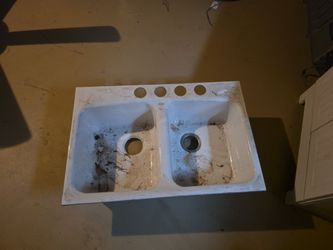 Cast iron sink