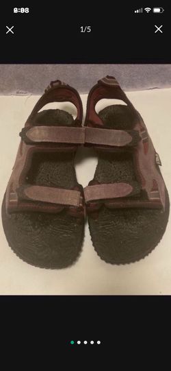 Teva Size 10 Men’s Sandals In Great Shape
