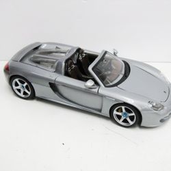 Maisto Porsche Carrera GT 1/18 Scale Silver Diecast Model Car