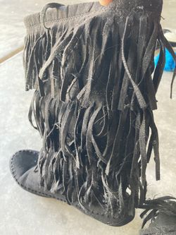 Fringed boots, size 8