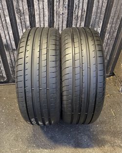 225/45/19  225/45R19  Goodyear Eagle F1 RunFlat