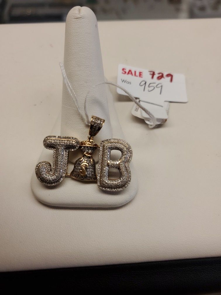 10k Gold Pendant Diamonds Around It 7.1 Grams Regular Price 959 On