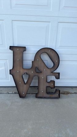 Love Marquee Decor