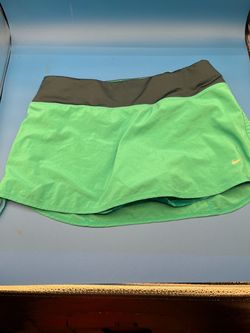 Nike Dri-fit green tennis skort size Medium