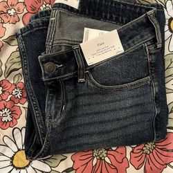 Brand New Hollister Jeans Ultra Low Rise Flare Leg Size 6reg / w28 Reg