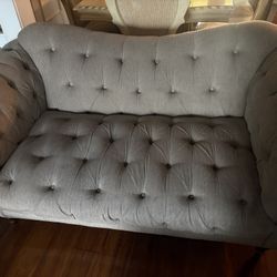 Loveseat 