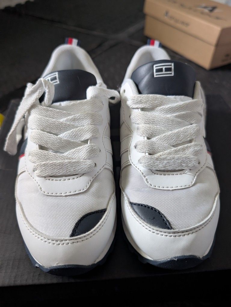 Boys Sneakers Size 1