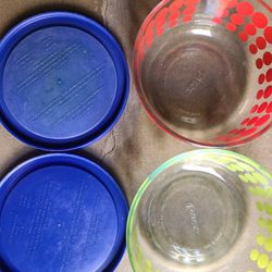 Pyrex 4pc 