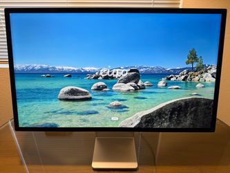 Apple Studio Display 27” 5K Retina – Excellent Condition