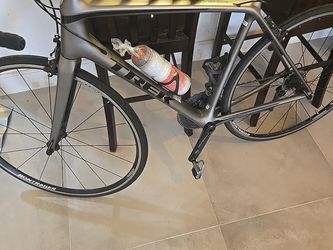 Trek Émonda SL 6 Carbon Road Bike – Shimano Ultegra – Bontrager Wheels