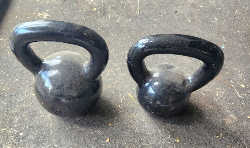 Cap Kettlebell Set 35 and 25 Pound Kettlebells