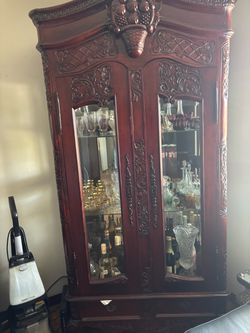 Cabinet  hutches