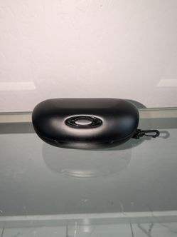 Oakley Sunglasses Clam Shell Hard Glasses Case Matte Black