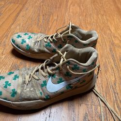 Kyrie Irving Lucky Charm Basketball Shoes