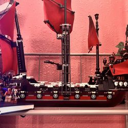 Lego Pirates Of The Caribbean Lego Set 