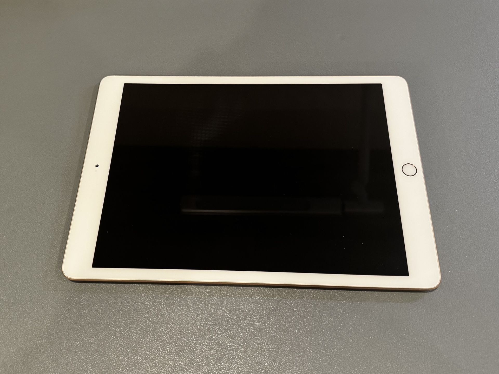 Apple iPad 7th Generation WiFi Gold 32 GB