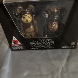Star Wars 2008 Celebration Japan Exclusive Wicket And Paploo Ewoks