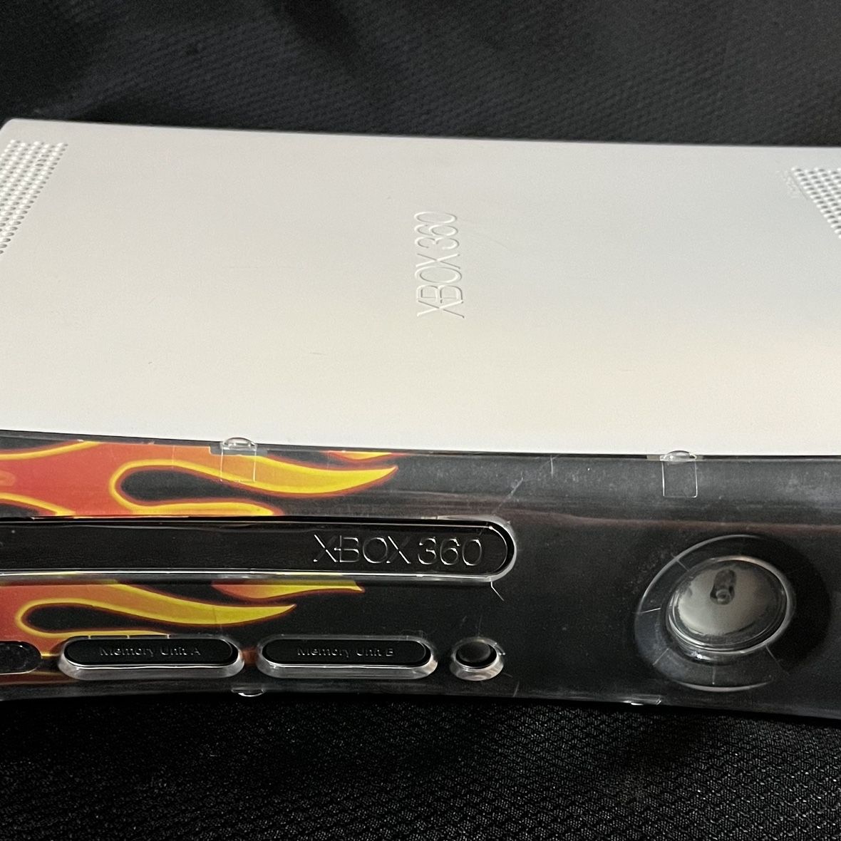 Microsoft White Xbox 360 Fat System HDMI 120gb System Console Tested for  Sale in Virginia Beach, VA - OfferUp