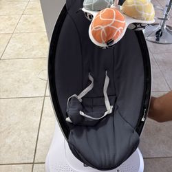 4moms MamaRoo Multi-Motion Baby Swing, Bluetooth Enabled with 5 Unique Motions, Birch