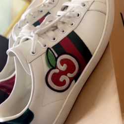 Women’s Gucci Shoes 
