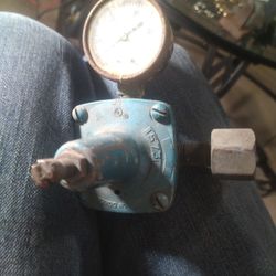 Vintage Beer dispensing regulator