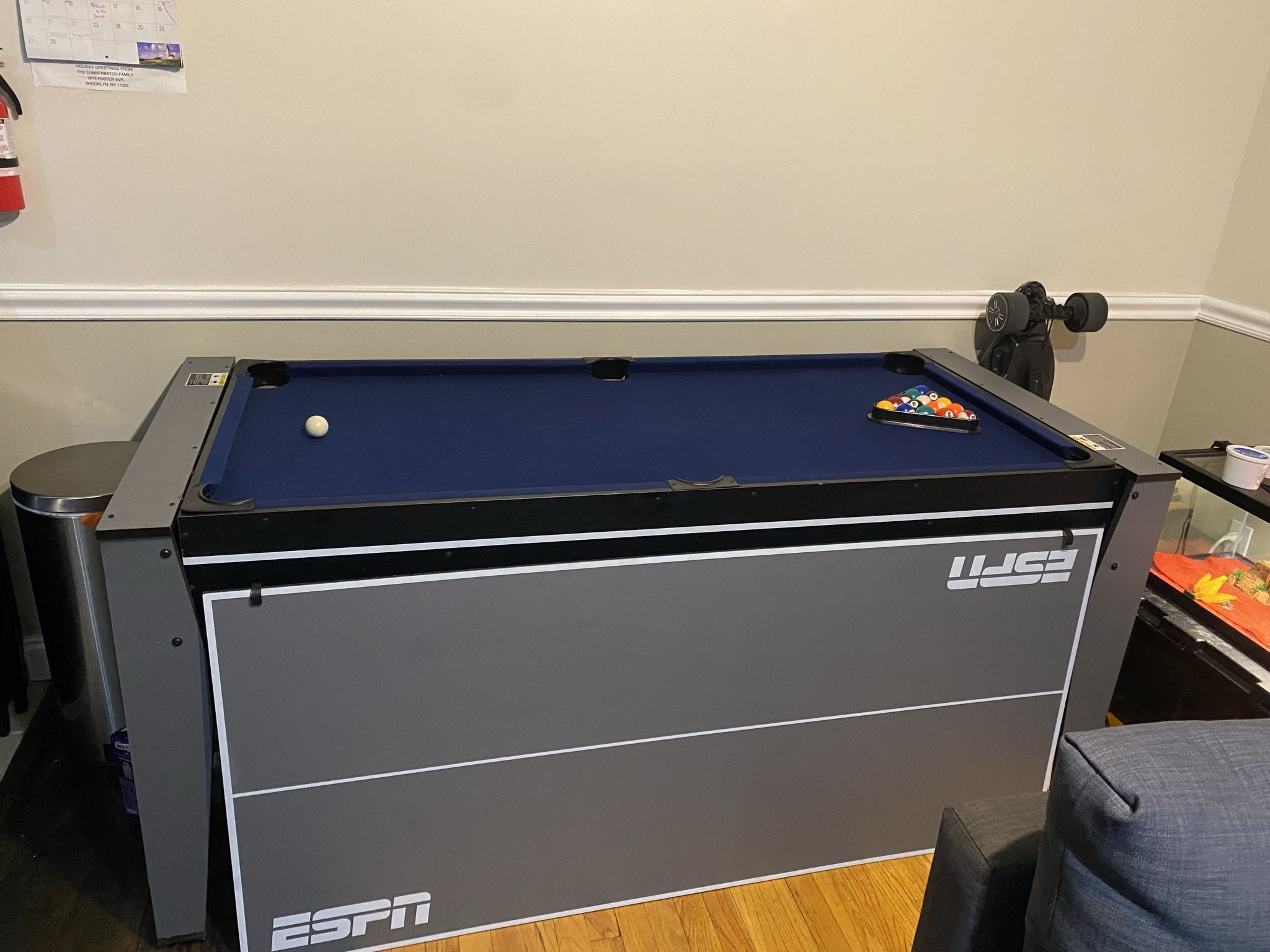 ESPN SWIVEL GAMING TABLE, Pool, Ping Pong And Air Hockey
