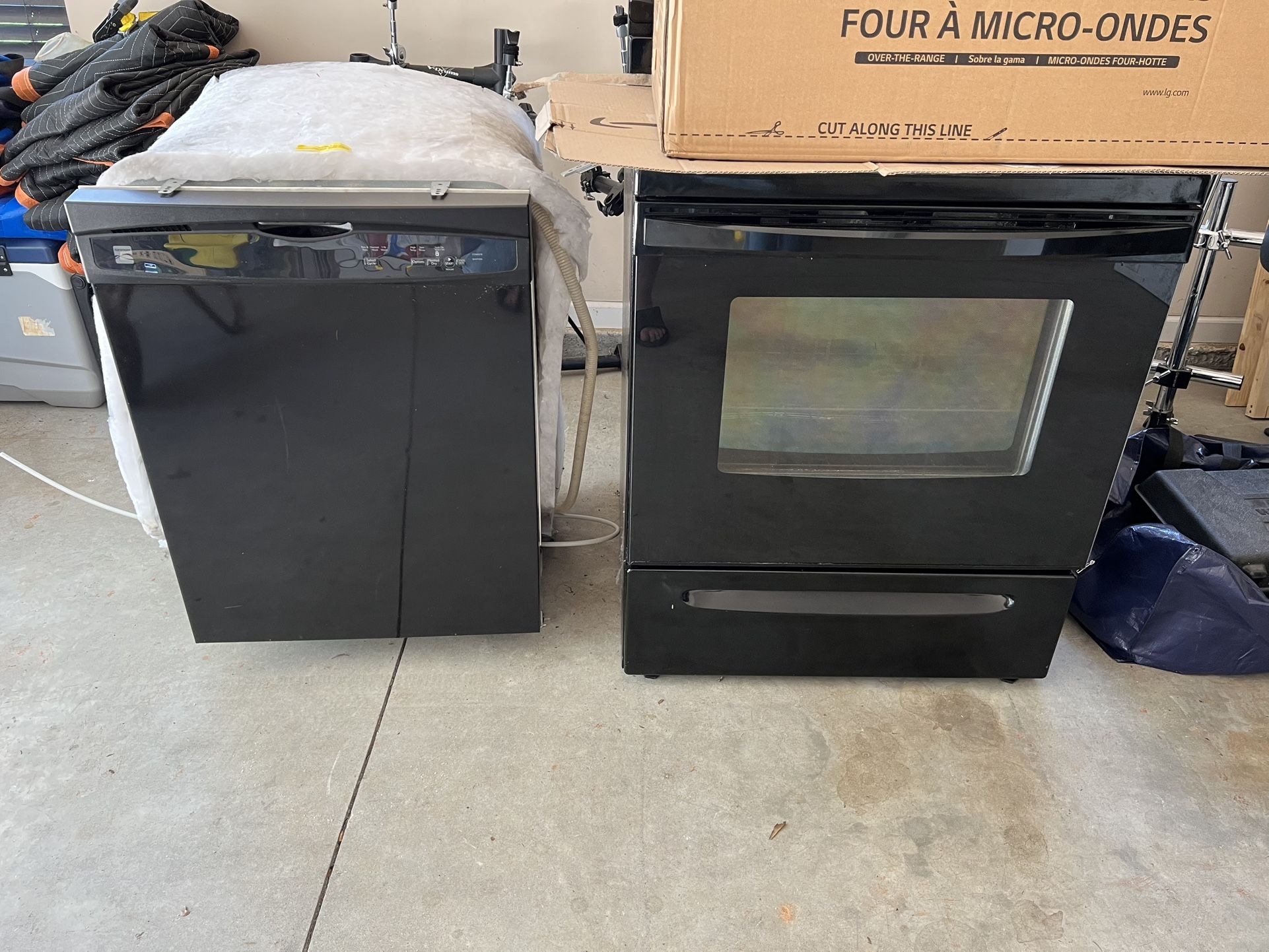 Kenmore Appliance Set