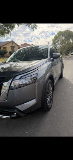 2022 Nissan Pathfinder