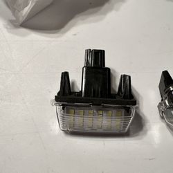 Two Pieces License Plate Light Assembly 
