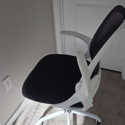 Ergonomic Office Chair. Like New!
