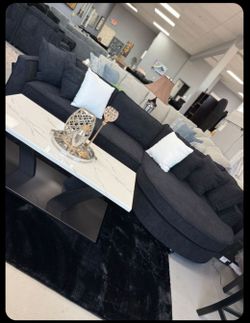 ✨️ Sectionals, 2pc Sofas ✨️ Furniture Queen Bedrooms, Dining Avail